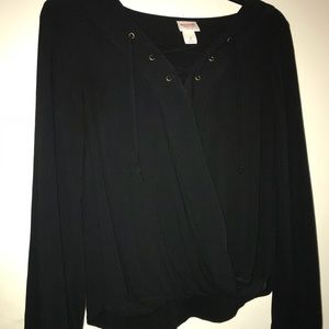 Black cute shirt with ties